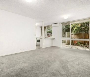 Camberwell - Photo 1