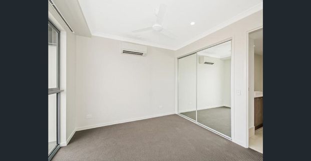 Walk to the Beach – Easy-Care Living - Photo 1