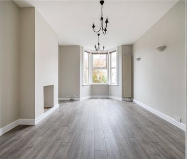 A beautiful and recently refurbished three/four bedroom property in... - Photo 4