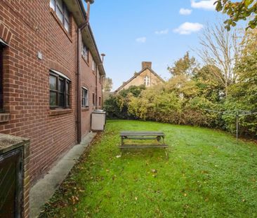 1 bedroom ground floor maisonette to rent - Photo 1