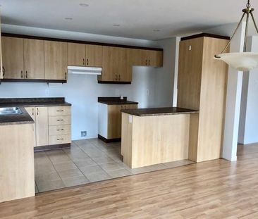 Beau et grand 4.5 de 1 200 p.c. pour 55 ans et plus - Photo 4