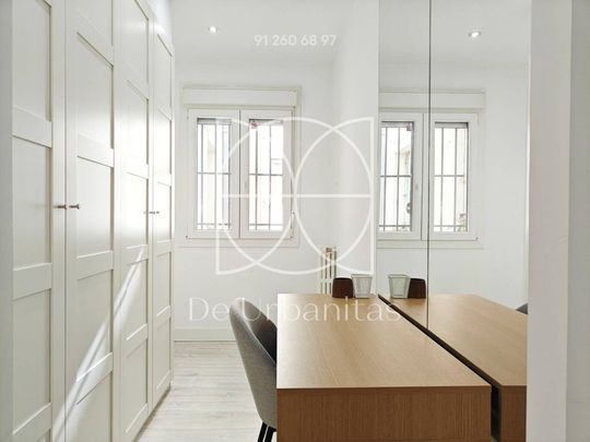 2 room luxury Flat for rent in Madrid, Autonomous Region of Madrid - Photo 1