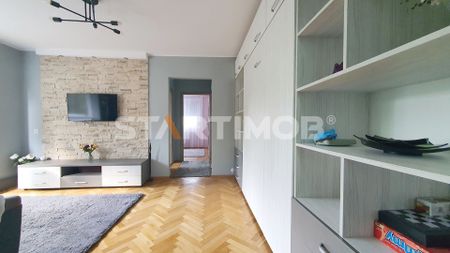 Apartament mobilat cu parcare zona Astra - Fotografie 5