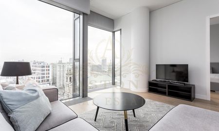 Warszawa, Śródmieście, Twarda - Photo 2