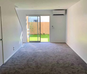 Stylish 2 Bedroom Home - Photo 5