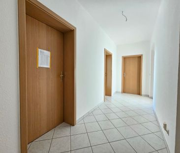 Sehr schöne Wohnung mit großem Balkon altersgerechtes Wohnen - Photo 1