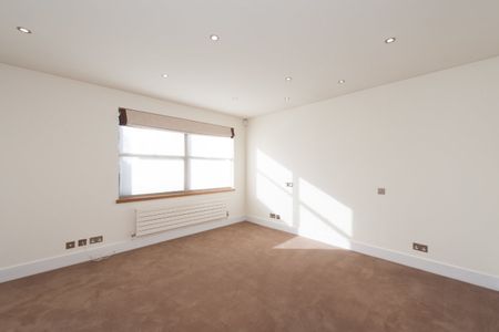 St Johns Wood Park, St Johns Wood, London, NW8 6RN - Photo 4