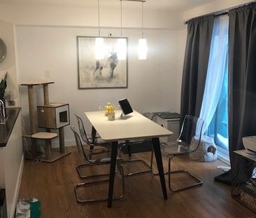 Superbe grand 3 1/2 style condo Ste-Foy Air Clim, Libre - Photo 1