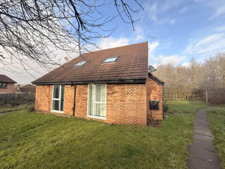 1 bedroom semi-detached house to rent - Photo 5