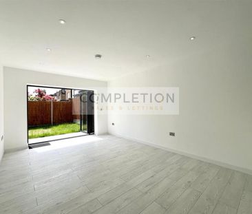 3 bedroom semi-detached house to rent - Photo 1