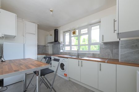 2 Bed Flat, Shenstone House, SW16 - Photo 3
