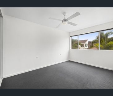 IT DOESN'T GET MORE CENTRAL THAN THIS! - Photo 3