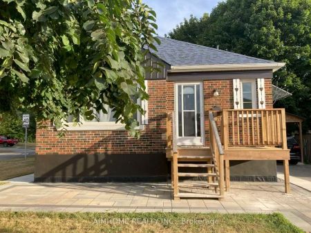 For Lease - 221 St Lawrence Street Unit# Upper Floor, Whitby, Ontario - Photo 2