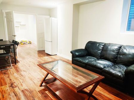 For Lease - 4 Stone Street, Halton Hills, Ontario - Photo 4