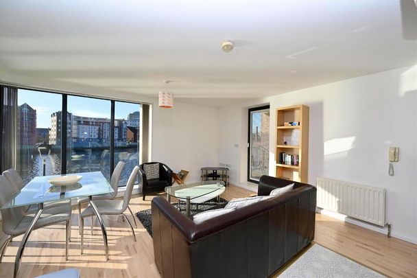 Apt 7 Pottinger's Quay, 25 Short Strand, Belfast, BT5 4AS - Photo 1