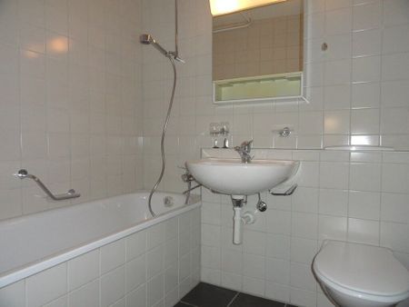 Living near Europaplatz - Photo 2