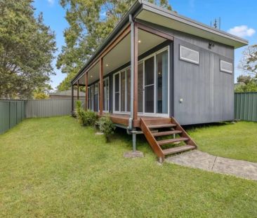 “Modern Elegance & Privacy in a Prime Location” - Photo 6