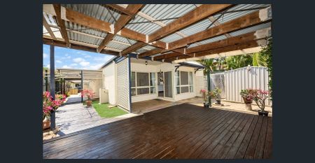 Cottage Home With Massive Rear Deck - Photo 5