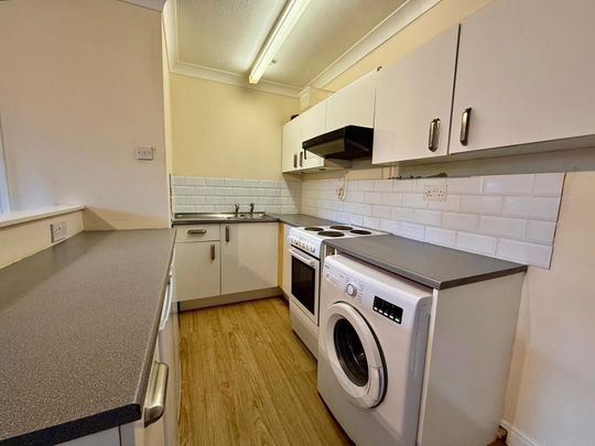 1 bedroom in Upshire Gardens, Bracknell - Photo 1