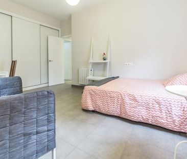 Carrer de les Comèdies, Valencia, Valencian Community 46003 - Photo 6