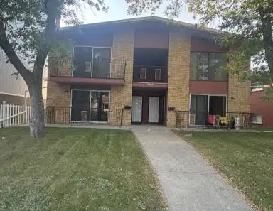 Centre Street NW | 3403 Centre Street Northwest, Calgary - Photo 1