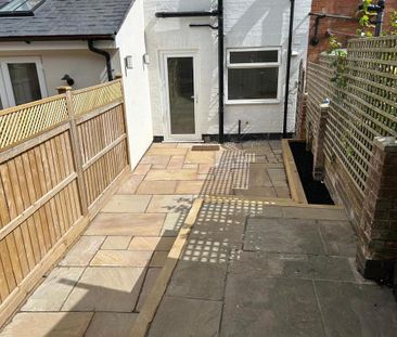 2 bedroom terraced house to rent - Photo 6