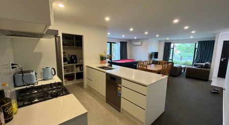 4-bedroom house for rent!! - Photo 3