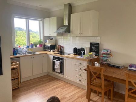 Two bedroom flat with great sun and view! - Photo 5