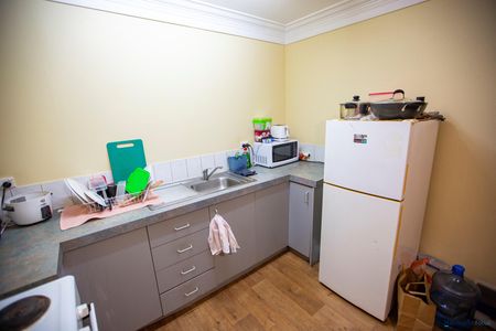 11/2 Scadden Road, South Hedland WA 6722 - House For Rent | Domain - Photo 2