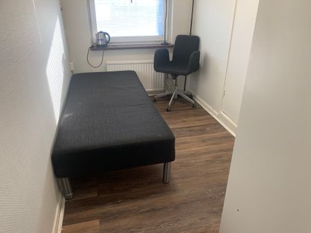 Rum med badrum, Västberga Liljeholmen - Photo 3