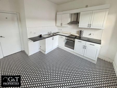 2 bedroom flat to rent - Photo 5