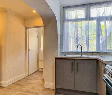 Lucas Street, Cardiff, CF24 - Photo 3