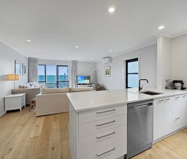 Welcome home to 123 Marine Parade - Photo 1