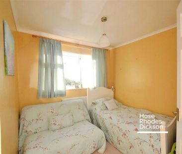3 bedroom bungalow to rent - Photo 3