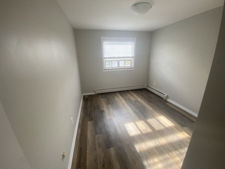 86 Wellington Street, Barrie - Photo 3