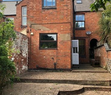 5 Bed Terraced House, Clarendon Park Road, LE2 - Photo 3