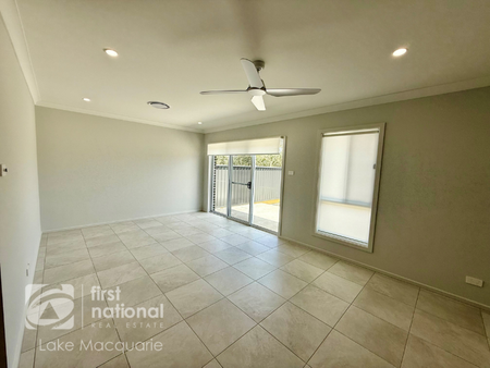 14 Willandra Way, Edgeworth NSW 2285 - House For Rent | Domain - Photo 3