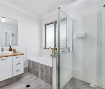 Conveniently located Four Bedroom Family Home in Dakabin - Photo 6