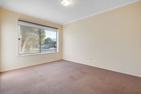 Home For Rent - Photo 5