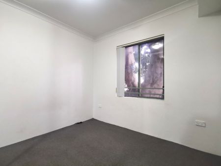 2 Bedroom Apartment Located in the Heart of Burwood - Photo 4