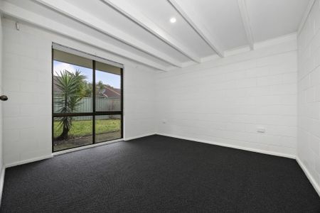 Charming Renovated Home in Prime Port Macquarie Location - Photo 3
