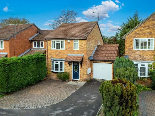 3 bedroom detached house to rent - Photo 1