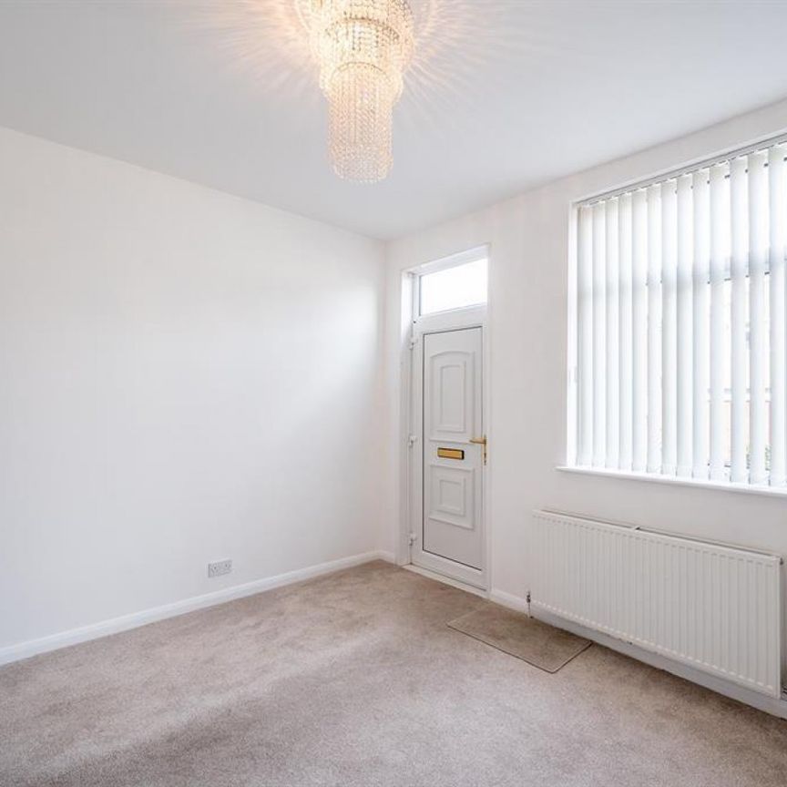 2 bedroom House To Let - Photo 1