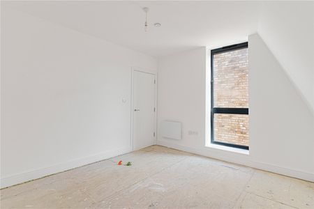 River Mews, Ealing, W7 3SN - Photo 2
