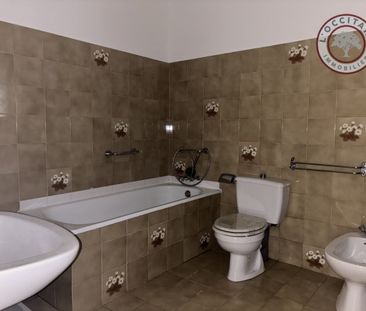 COLOGNE (32430) - Photo 3