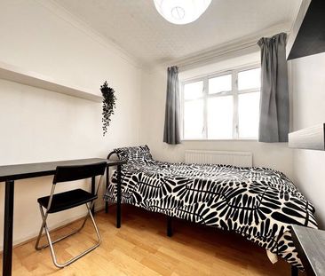 Room in a Shared Flat, Oban House, E14 - Photo 2