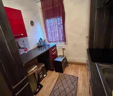 Charmante 2-Zimmer-Wohnung in zentraler Lage von Esslingen am Neckar - Photo 4