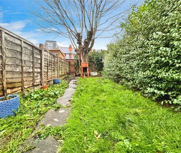 2 bedroom terraced house to rent - Photo 6