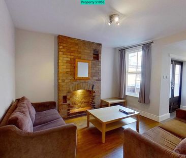 6 bedroom end of terrace house to rent - Photo 4