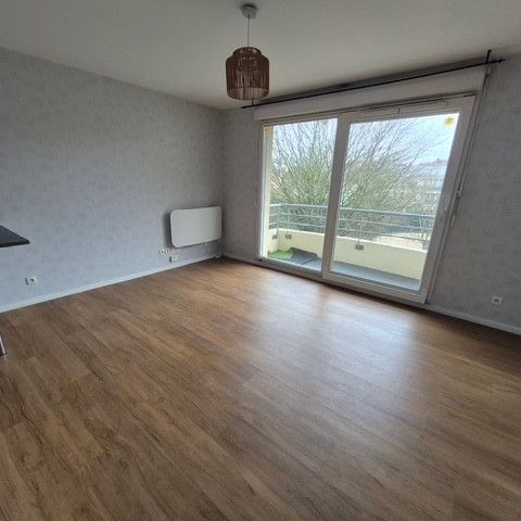 Location Appartement 1 pièce 38m² LILLE 59000 - Photo 1
